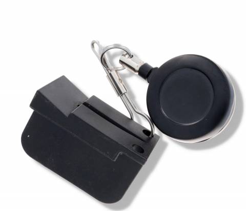 Magnetic Fly Threader